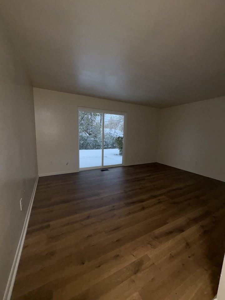 5317 Greencroft Drive #5317 - Photo 6 of 14