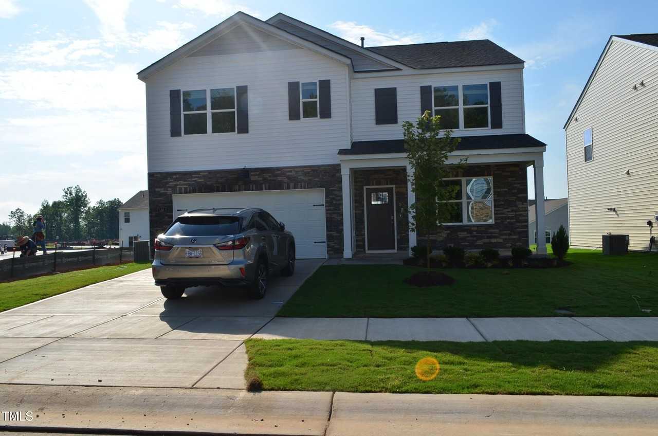 136 Pisgah St - Photo 2 of 30