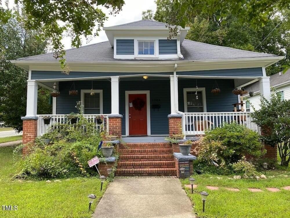 1201 Berkeley St - Photo 3 of 33