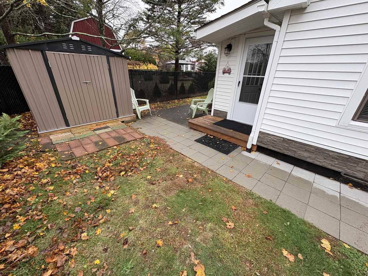 1131 Smithtown Avenue - Photo 7 of 9