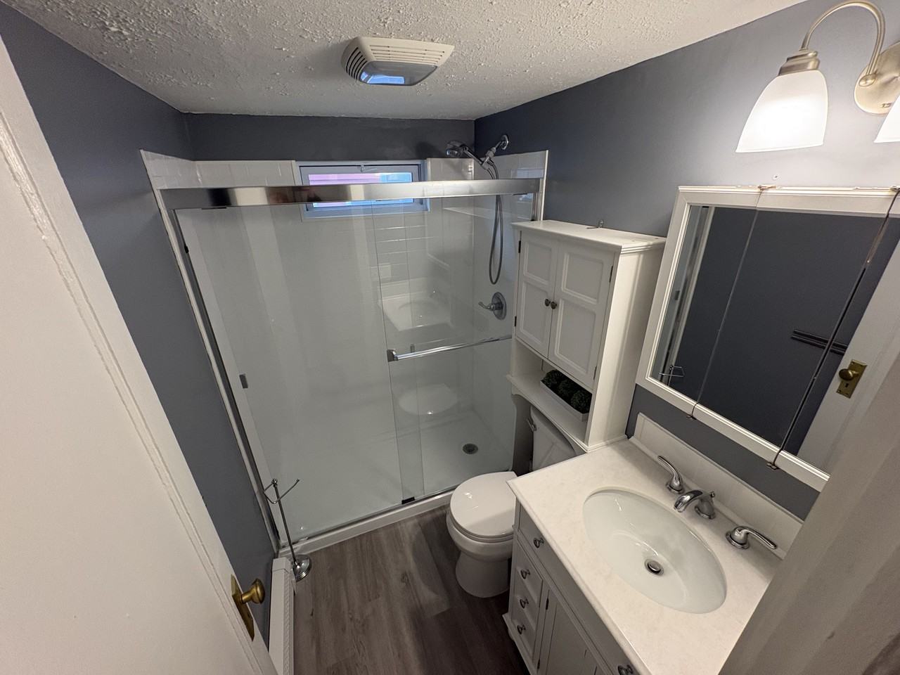 1131 Smithtown Avenue - Photo 5 of 9