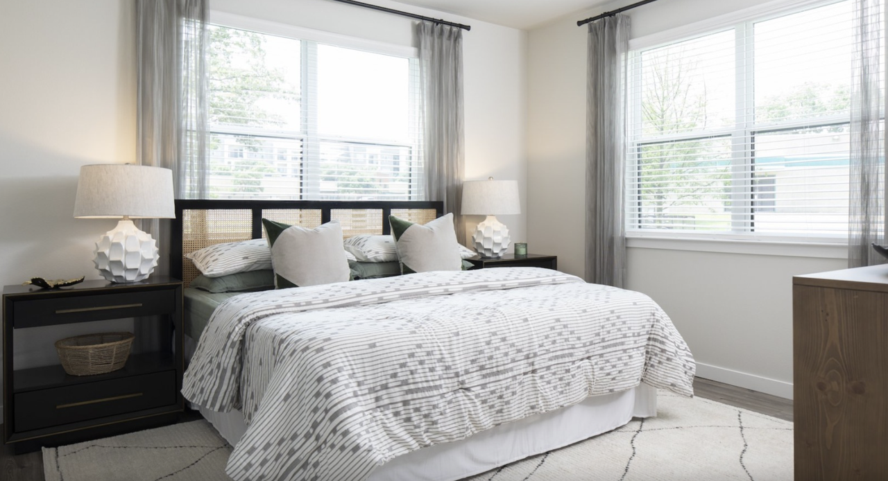 1910 West Braker Lane - Photo 5 of 24