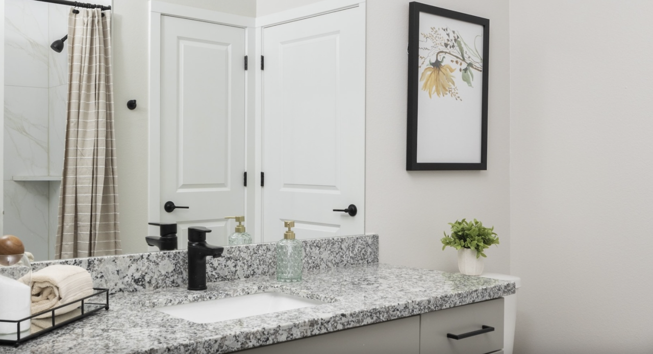 1910 West Braker Lane - Photo 6 of 24