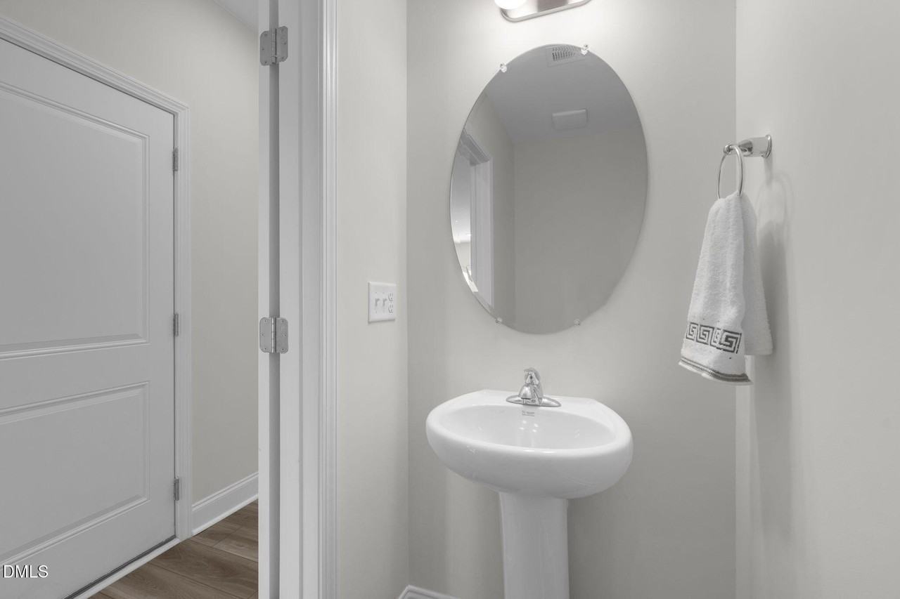 1145 Tembrook Dr - Photo 6 of 38