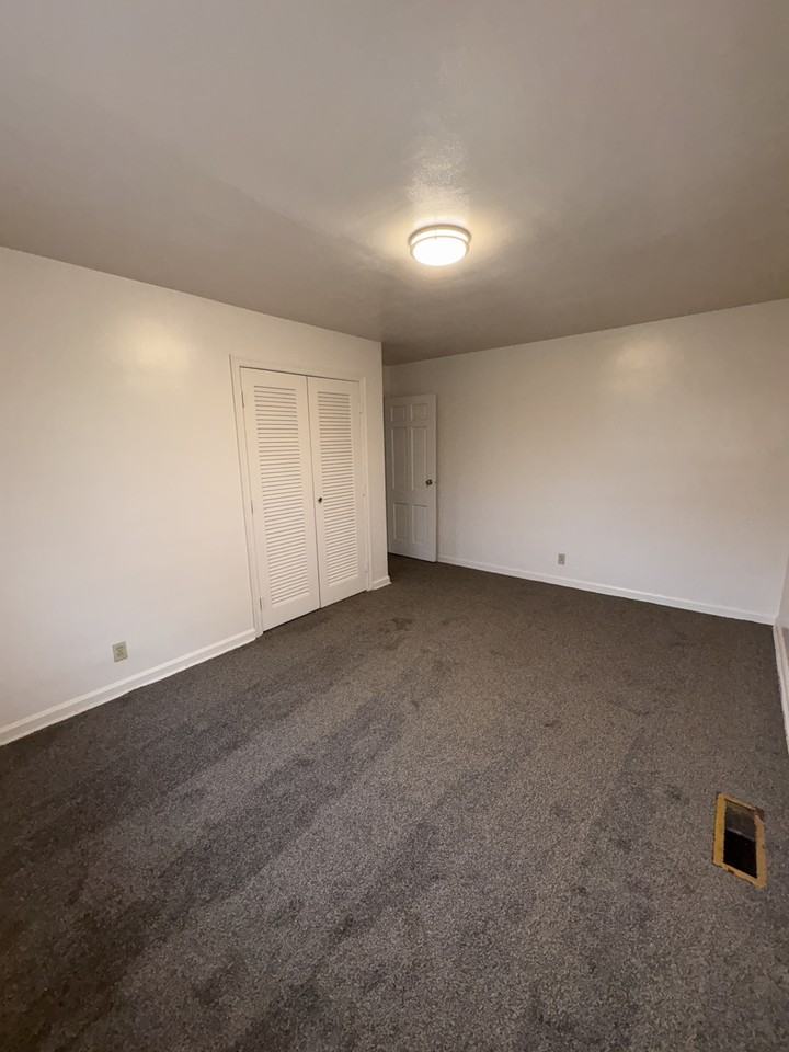 628 West Norman Avenue #628 - Photo 4 of 6