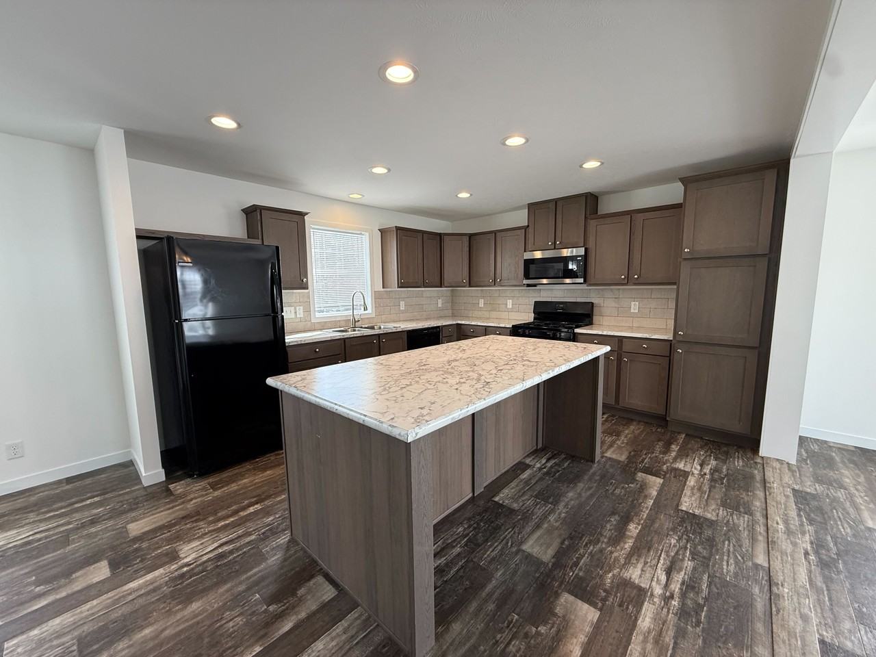 12491 Saint Andrew Ct #298 - Photo 5 of 40