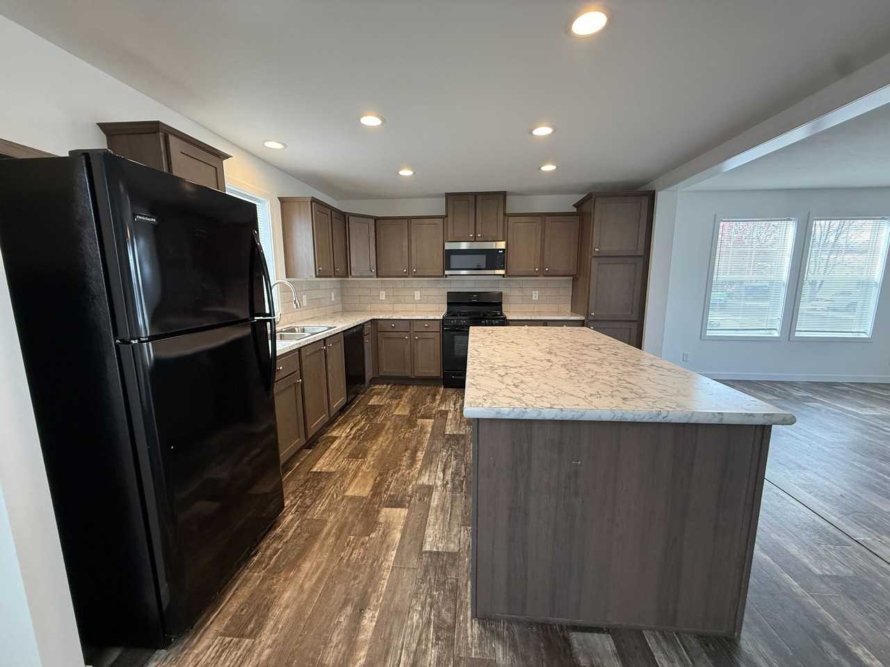 12491 Saint Andrew Ct #298 - Photo 7 of 40