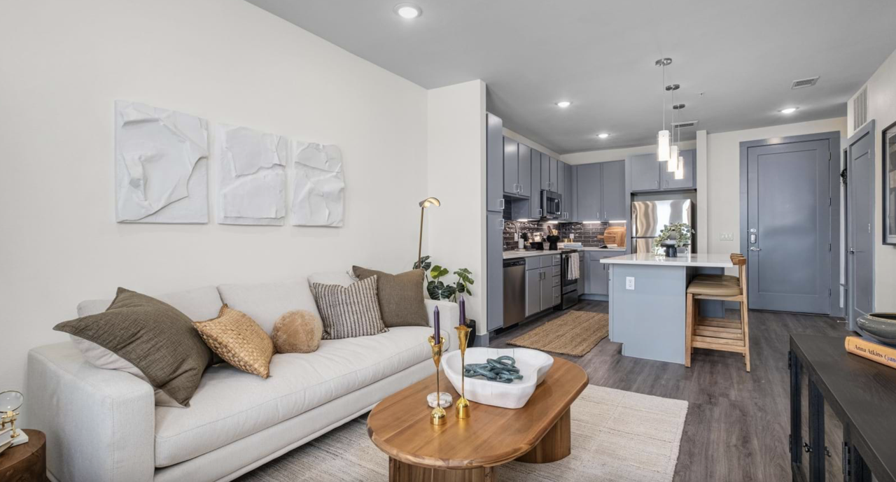 7950 Burnet Road - Photo 3 of 14