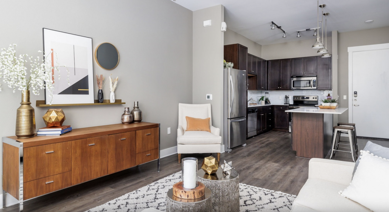 5400 Burnet Road - Photo 2 of 17