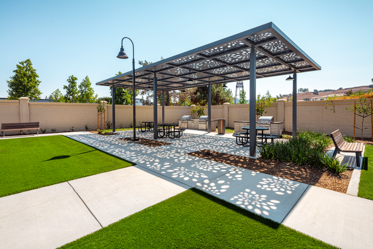 18730 Miner Ln - Photo 4 of 14