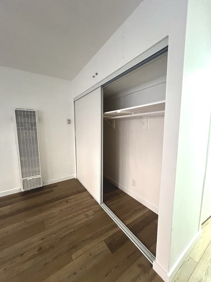 1847 North Cherokee Avenue #5 - Photo 3 of 8