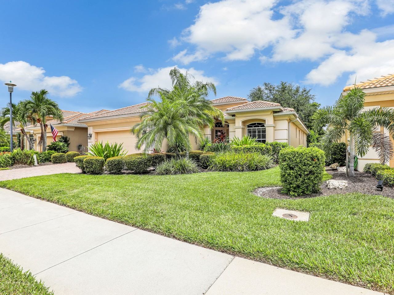 19688 Casa Verde Way