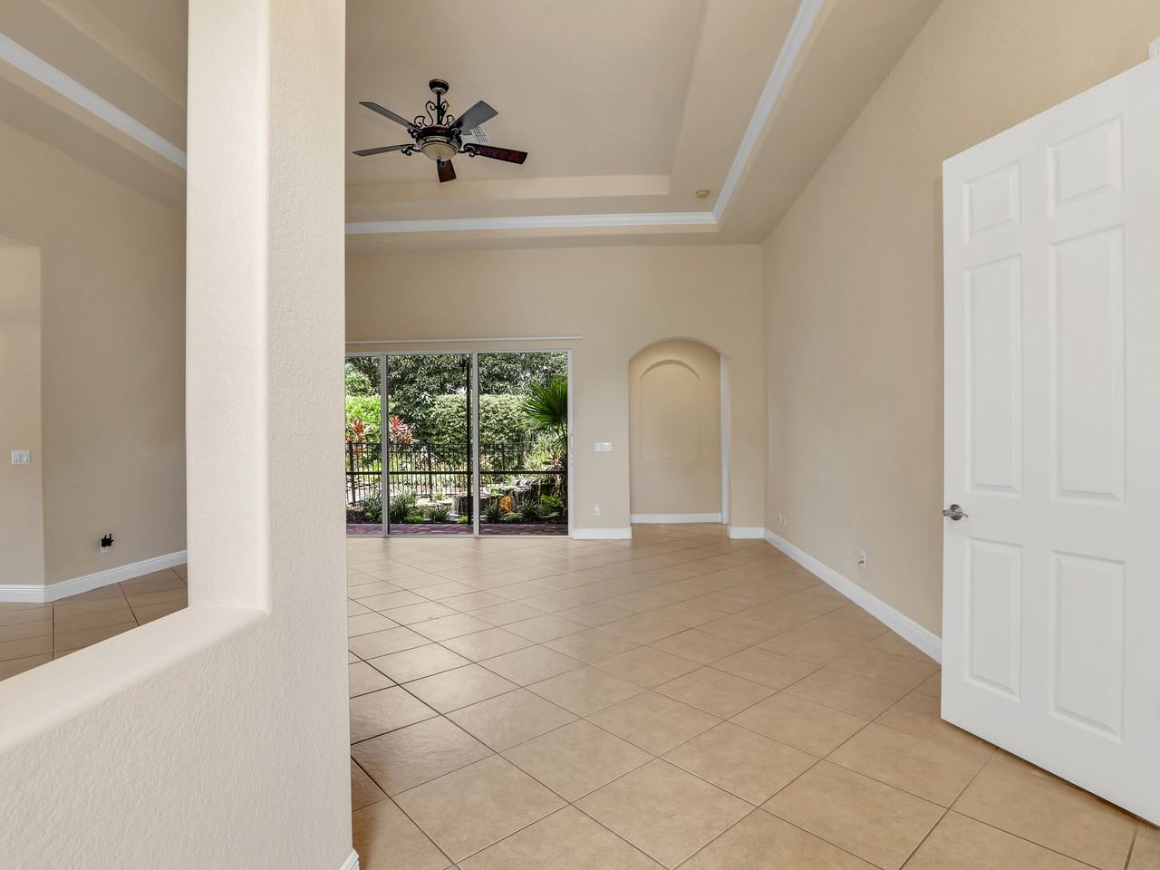 19688 Casa Verde Way - Photo 3 of 43