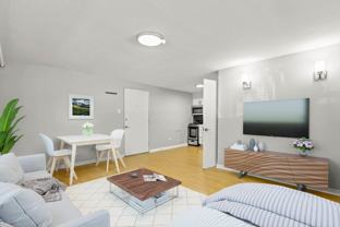 1355 N Pearl St - Photo 1 of 1