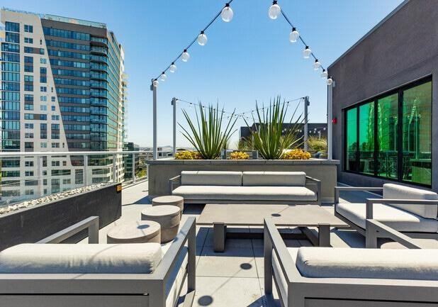 1331 N Cahuenga Blvd - Photo 4 of 36