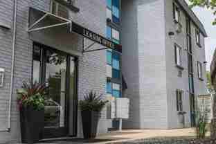 6541 S Vine St - Photo 1 of 1