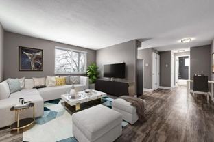 6541 S Vine St - Photo 1 of 1