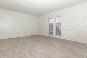 featured image of 2000 E Roger Rd