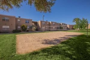 featured image of 2000 E Roger Rd