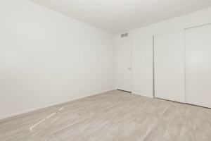 featured image of 2000 E Roger Rd