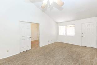 9095 N Oracle Rd - Photo 1 of 1