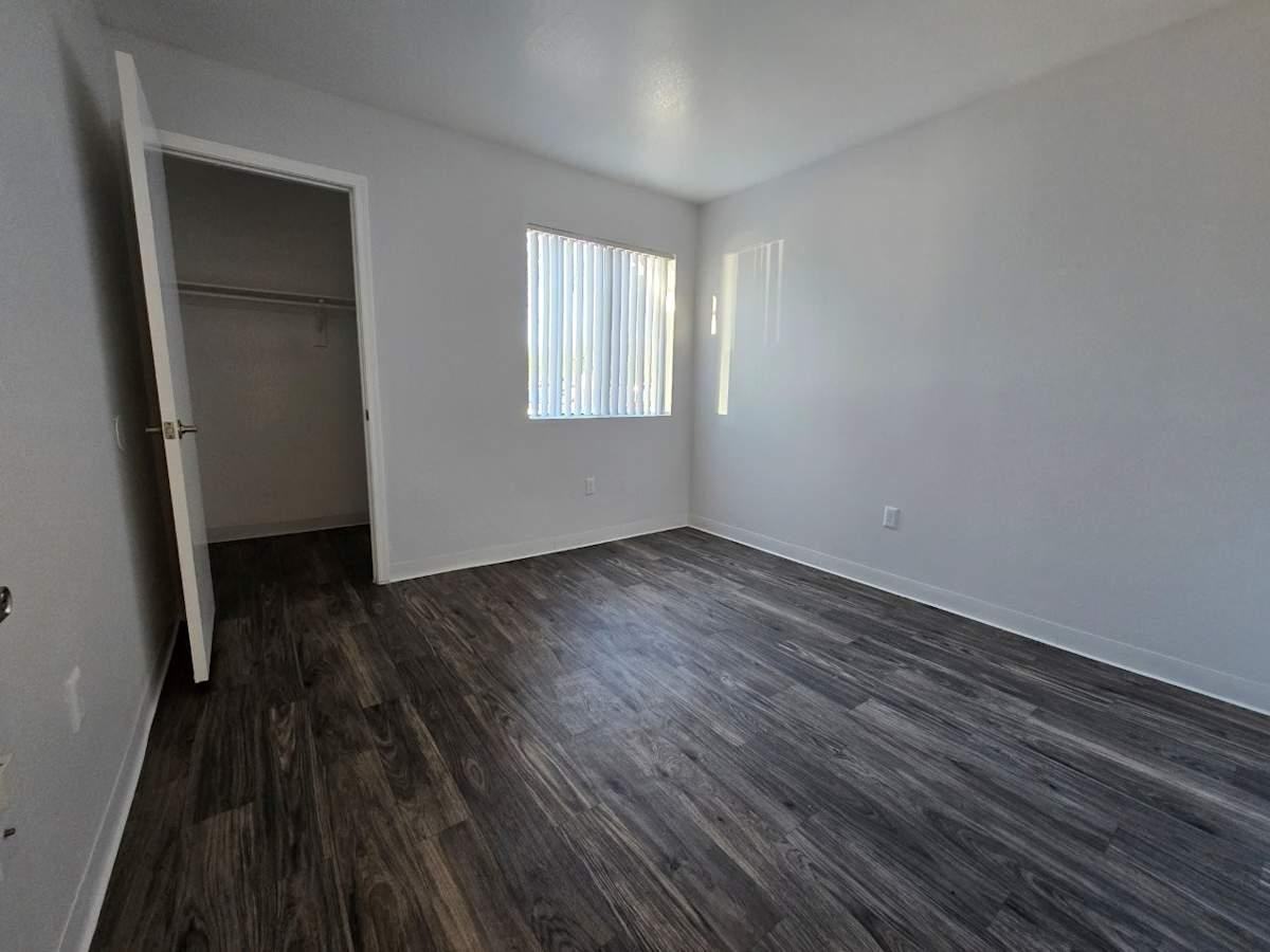 6280 S Campbell Ave - Photo 3 of 15