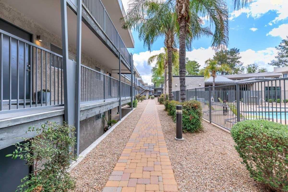 3636 N Campbell Ave - Photo 7 of 30