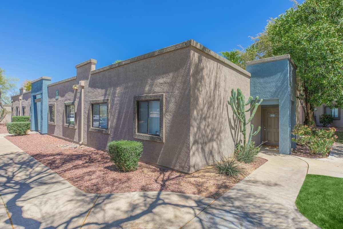 8215 North Oracle Road - Photo 5 of 31