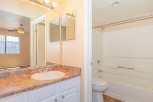 featured image of 8215 N Oracle Rd