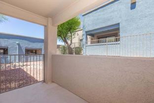 8215 N Oracle Rd - Photo 1 of 1