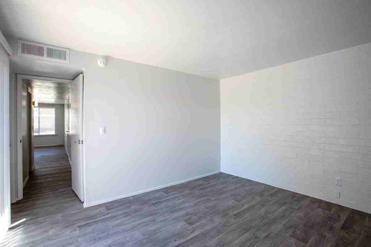 6534 East Stella Road - Photo 5 of 24