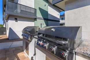 2848 N Mountain Ave - Photo 1 of 1