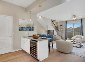 201 S Stone Ave - Photo 1 of 1