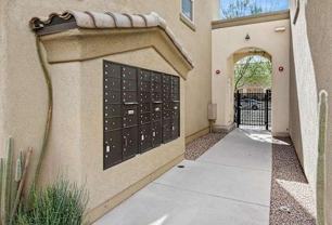 201 South Stone Avenue - Photo 1 of 1