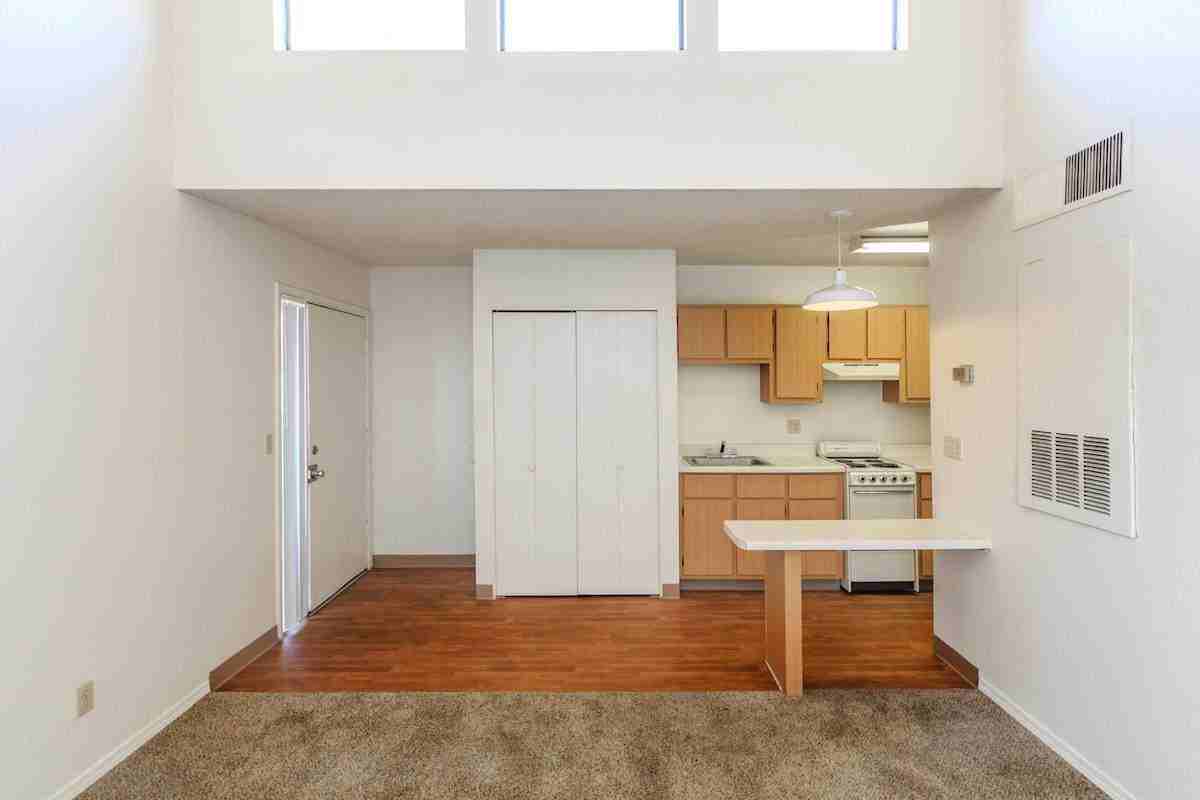 3700 N 1st Ave - Photo 3 of 22
