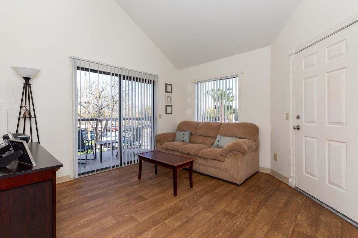 1800 S Pantano Rd - Photo 6 of 25