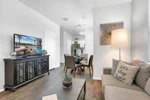 featured image of 41 S Shannon Rd