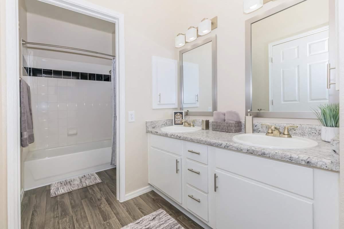 850 E Wetmore Rd - Photo 6 of 22