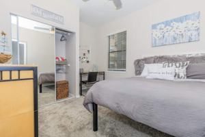 featured image of 850 East Wetmore Road