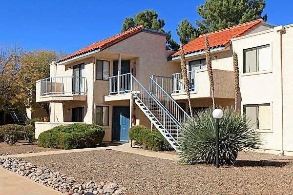 4400 E Busby Dr - Photo 3 of 18