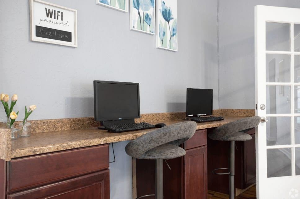 4400 E Busby Dr - Photo 3 of 18