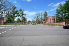 200 Meadowbrook Dr - Photo 1 of 1