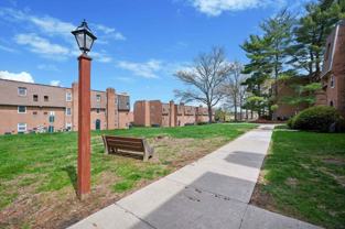 200 Meadowbrook Dr - Photo 1 of 1