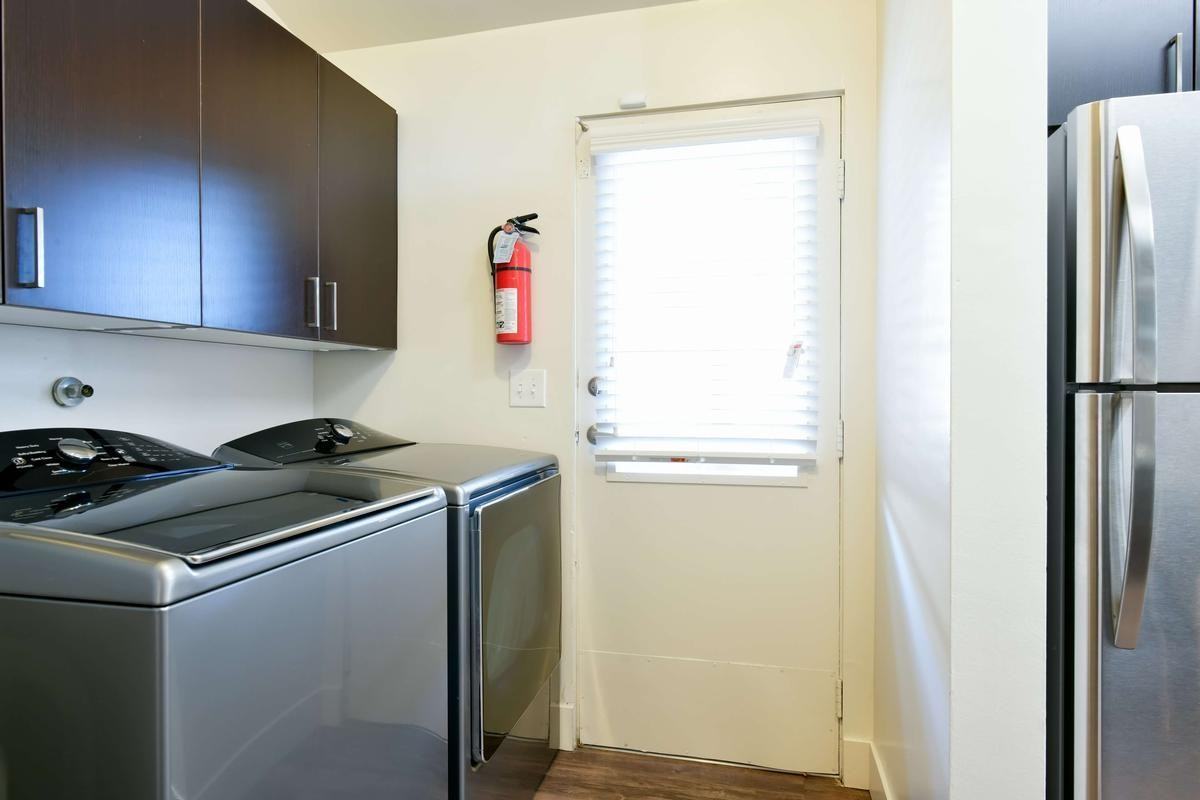 3700 Navaho Dr - Photo 6 of 24