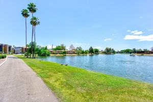 featured image of 11050 N Biltmore Dr