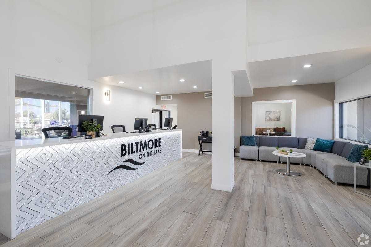 11050 N Biltmore Dr - Photo 4 of 19