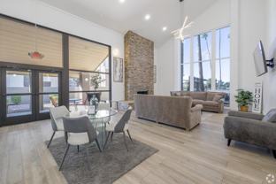 11050 N Biltmore Dr - Photo 1 of 1