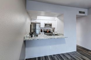 11050 N Biltmore Dr - Photo 1 of 1