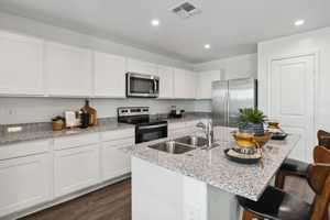 featured image of 18 S Boniface Ln