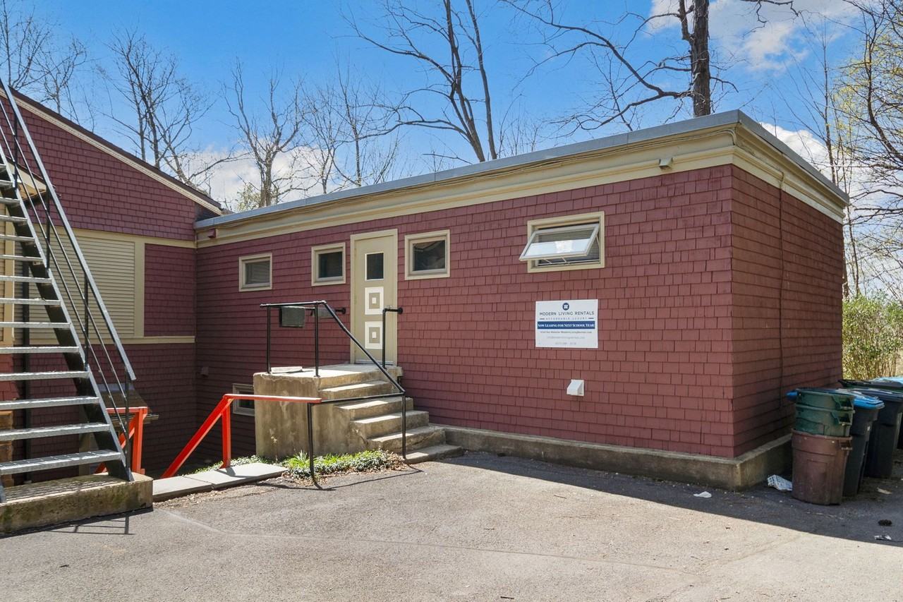 Gorgeous Apartments - Photo 7 of 50